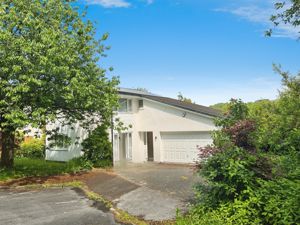 External- click for photo gallery